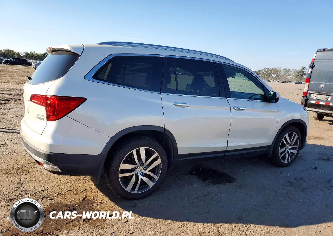 2016 Honda Pilot Elite VIN:5FNYF6H08GB062864 - 3