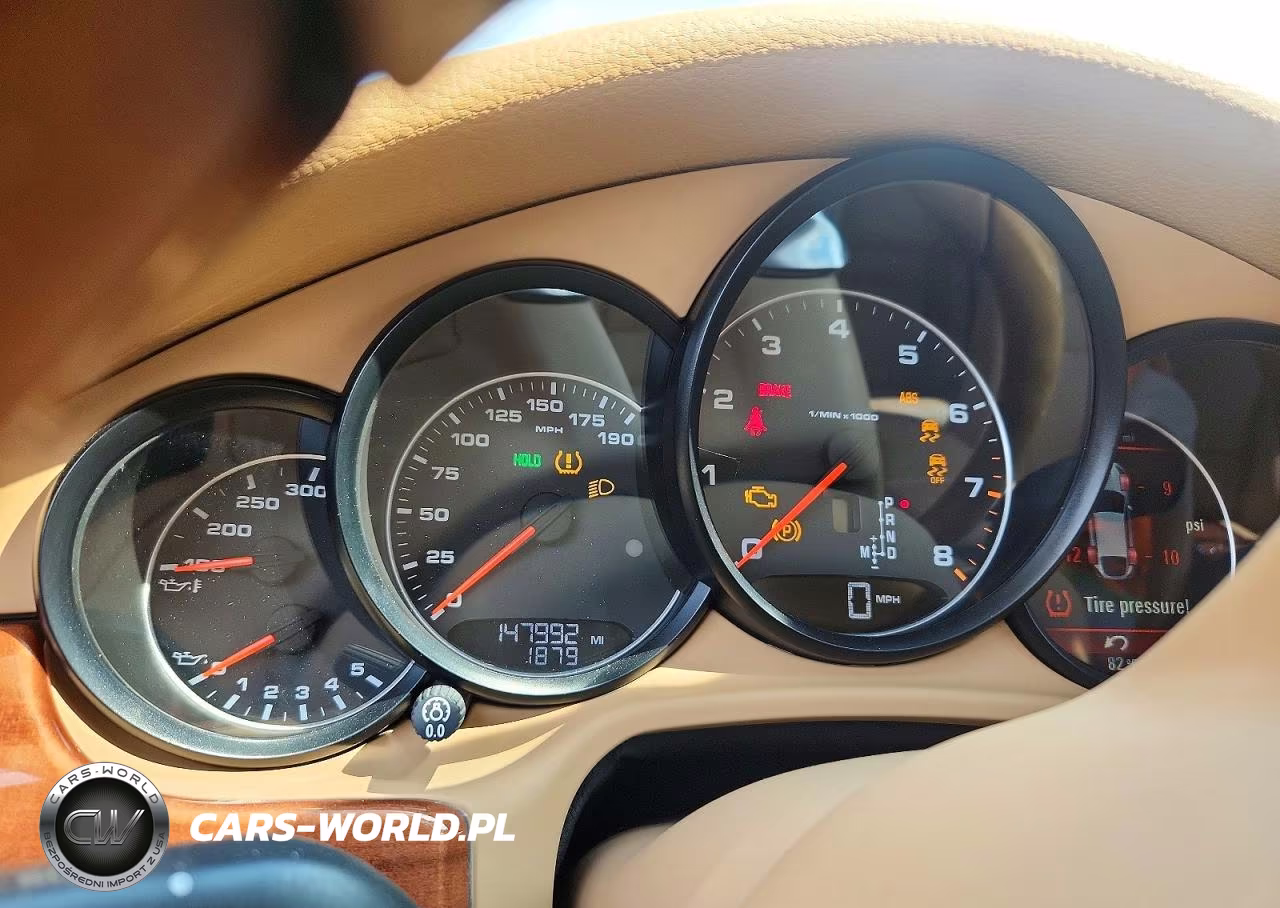 2012 Porsche Panamera 2 VIN:WP0AA2A74CL071360 - 9