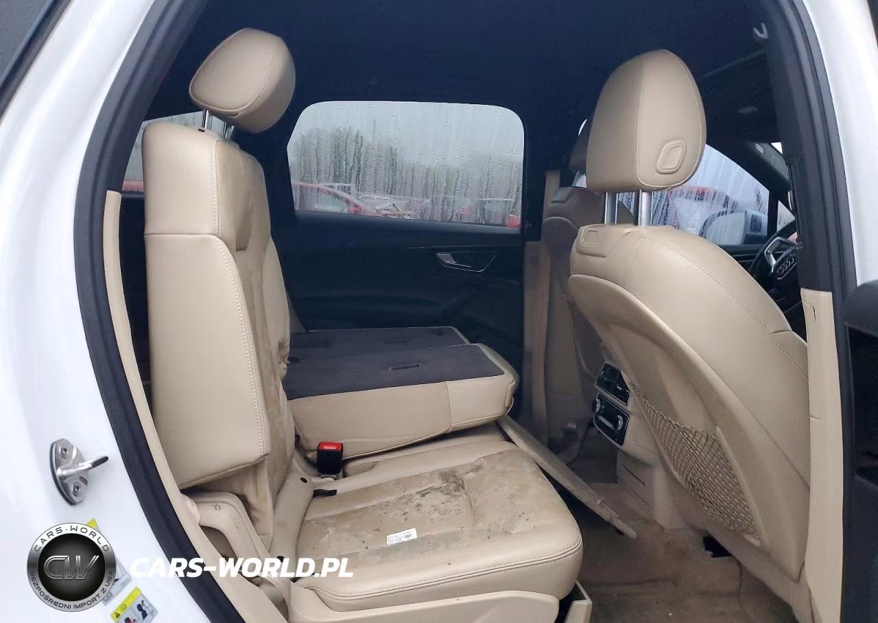 2017 Audi Q7 Premium Plus VIN:WA1LAAF77HD033418 - 11