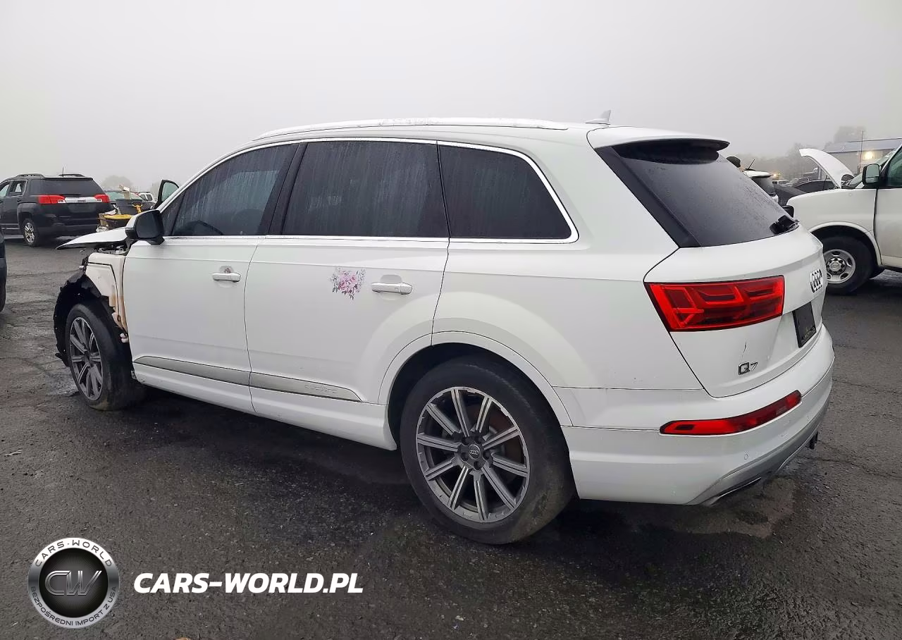 2017 Audi Q7 Premium Plus VIN:WA1LAAF77HD033418 - 2