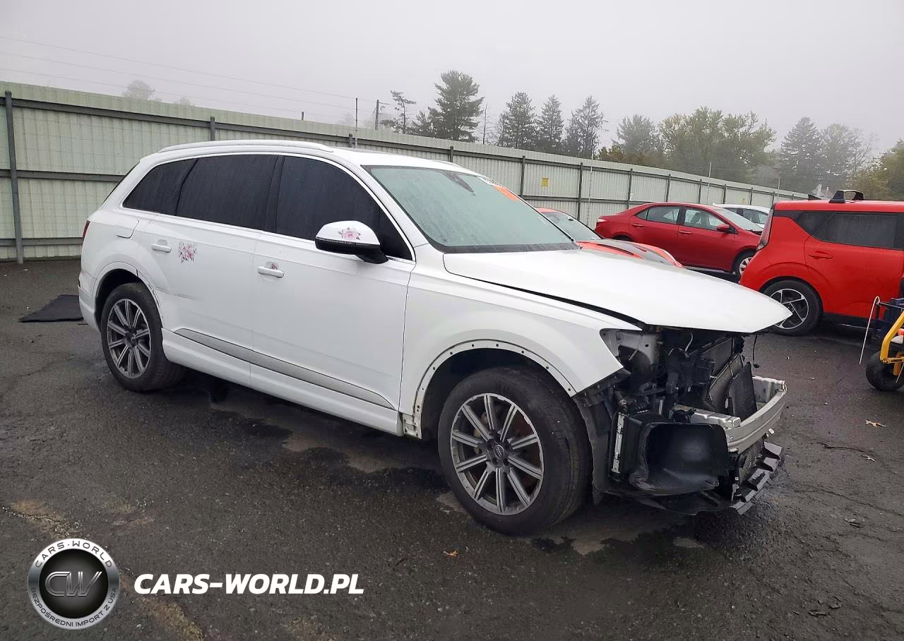 2017 Audi Q7 Premium Plus VIN:WA1LAAF77HD033418 - 4
