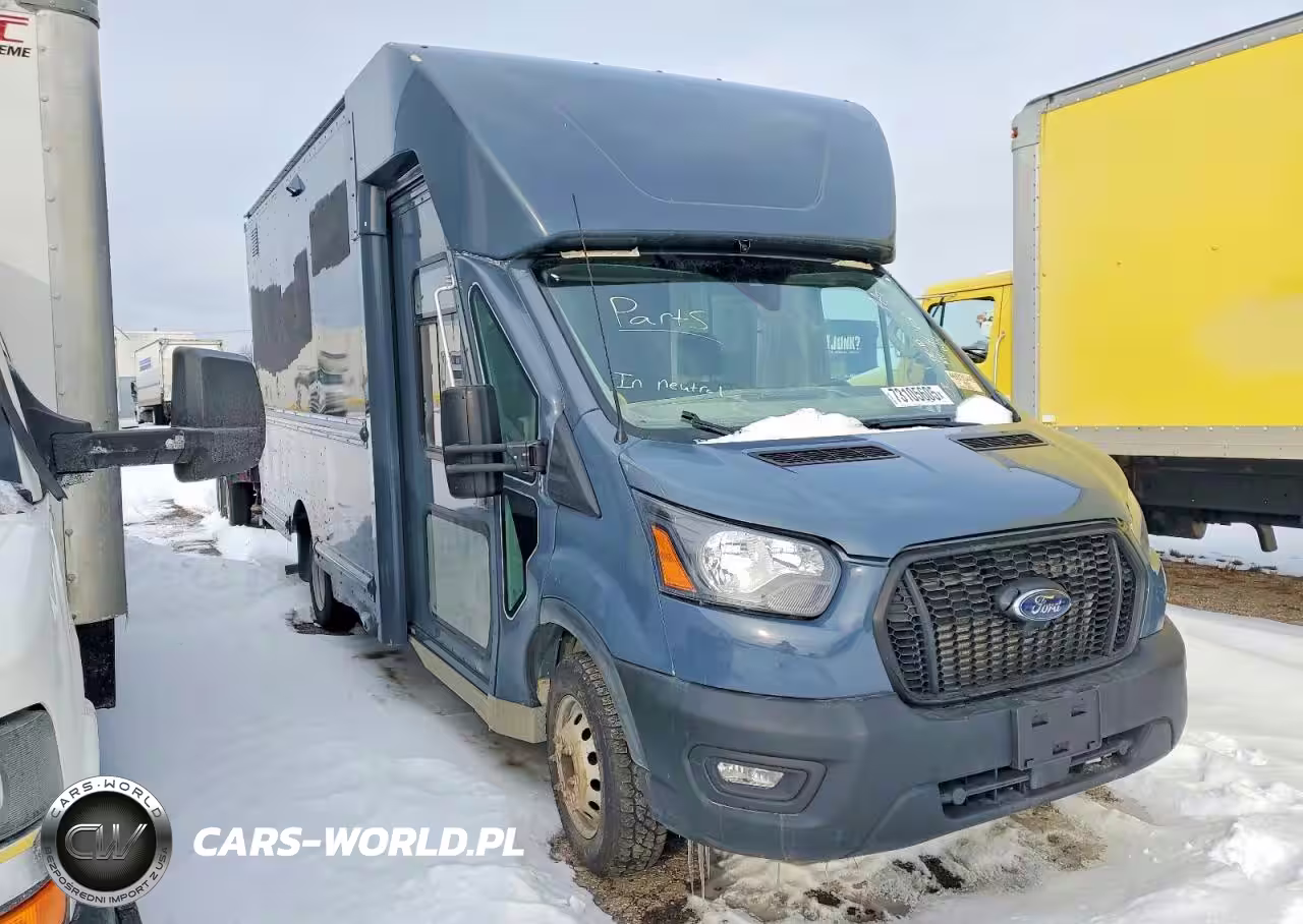 2022 Ford Transit Delivery Truck