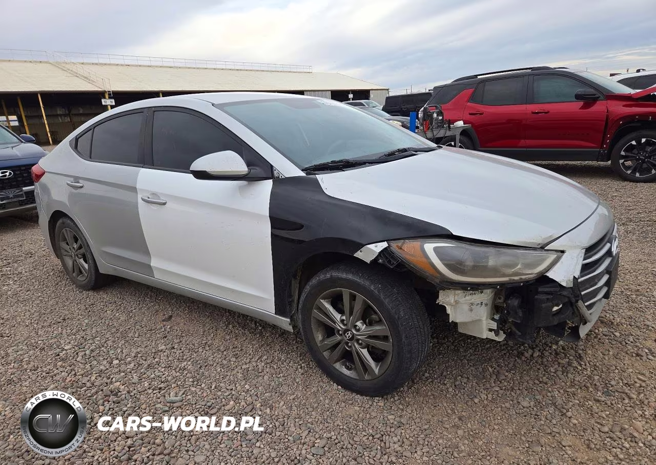 2018 Hyundai Elantra Sel VIN:5NPD84LF1JH296815 - 4