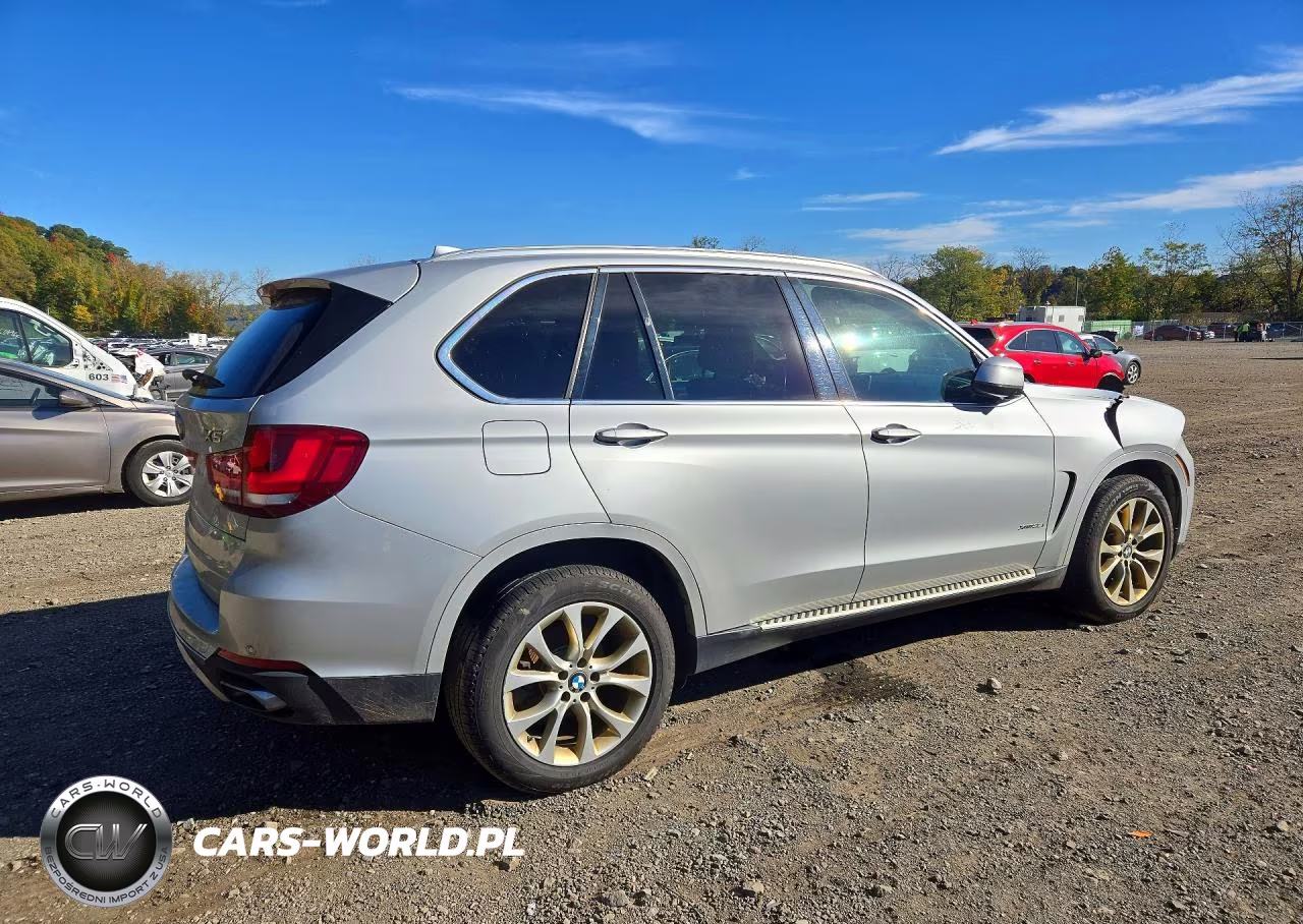 2018 BMW X5 xDrive35I VIN:5UXKR0C55J0Y05983 - 3