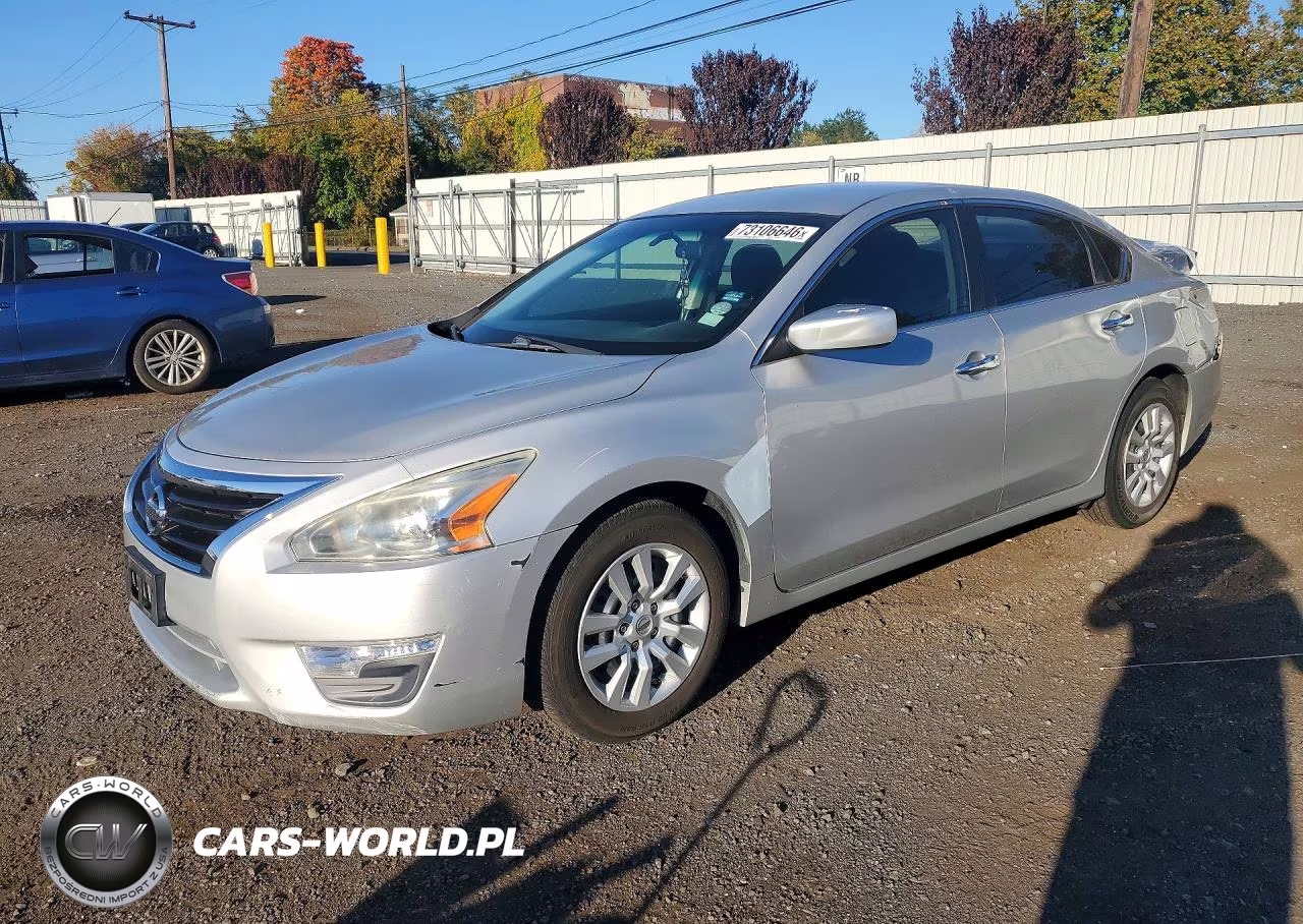 2014 Nissan Altima 2.5 S VIN:1N4AL3AP1EN371354 - 1