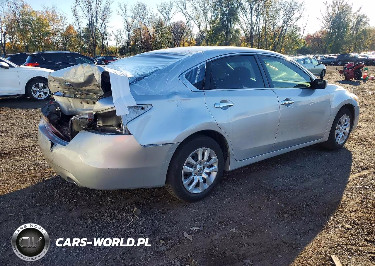 2014 Nissan Altima 2.5 S VIN:1N4AL3AP1EN371354 - 3