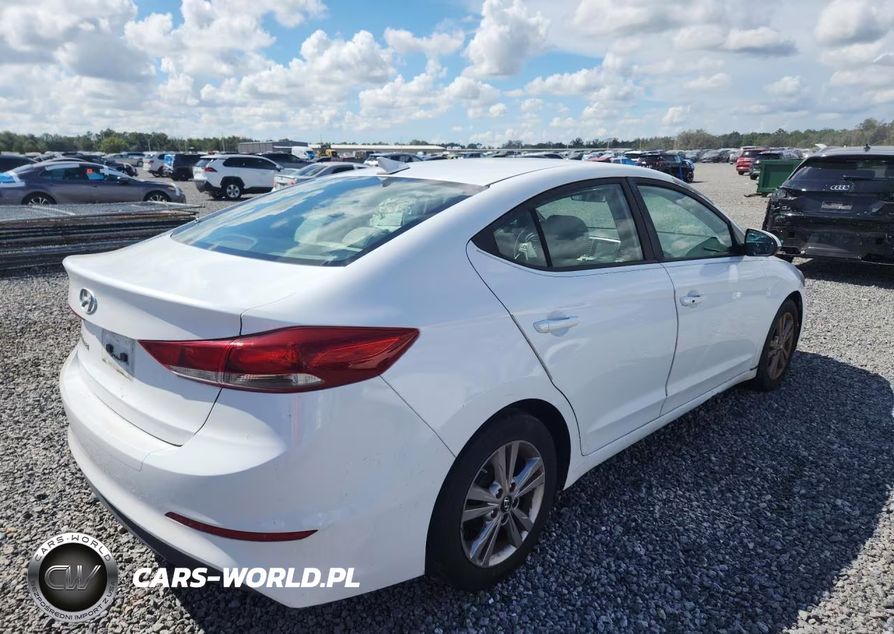 2017 Hyundai Elantra Se VIN:5NPD84LF8HH027494 - 3