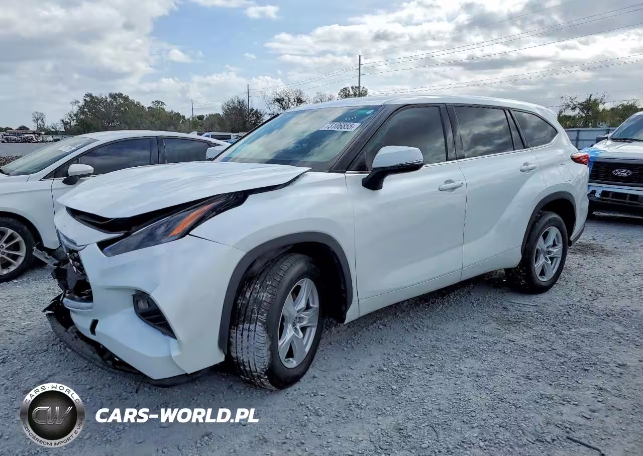 2022 Toyota Highlander Hybrid Le