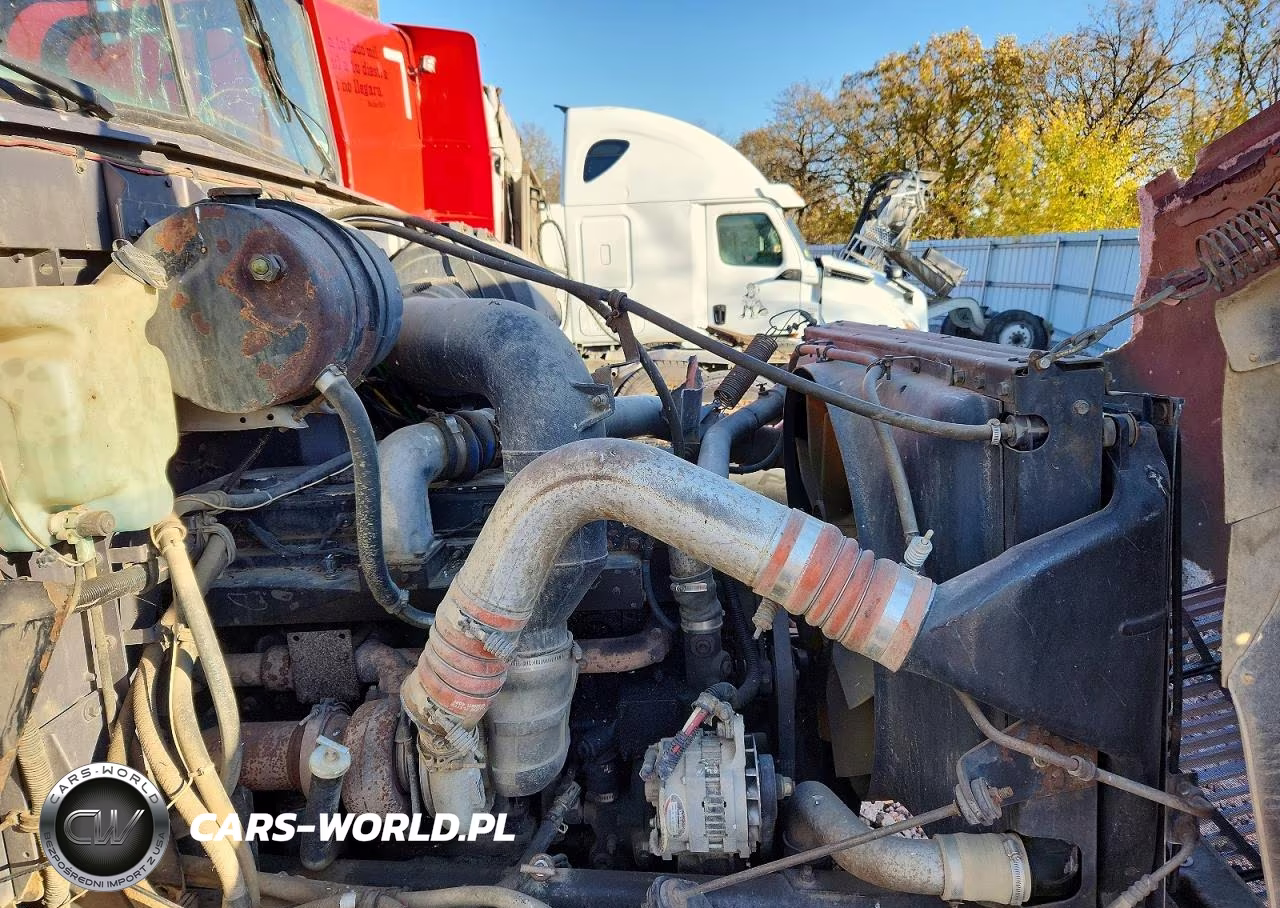 1996 International 9200 Semi Truck VIN:2HSFMAHR1TC052667 - 10