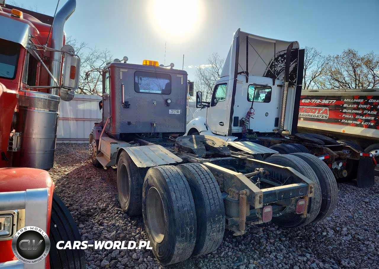 1996 International 9200 Semi Truck VIN:2HSFMAHR1TC052667 - 2