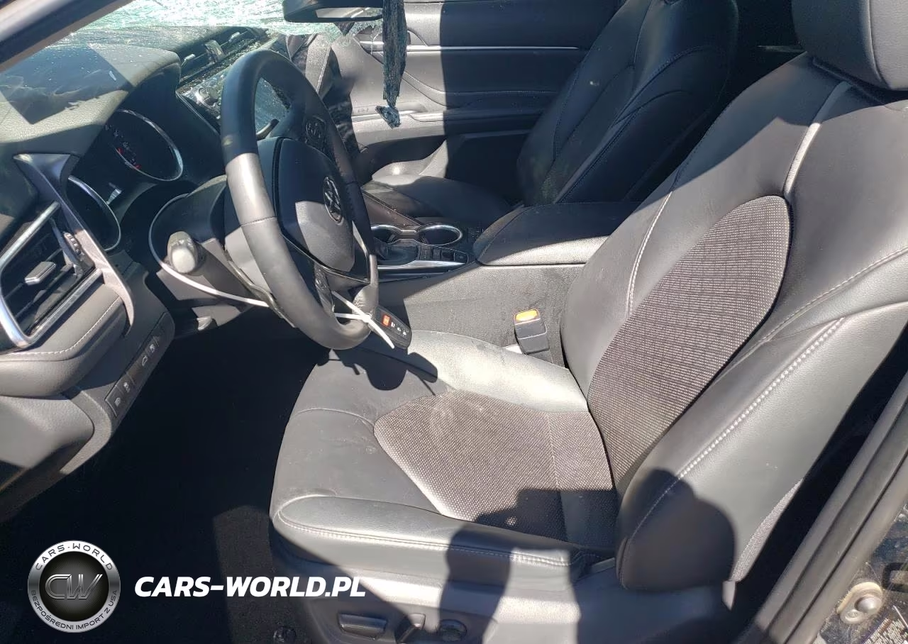 2018 Toyota Camry Xse VIN:4T1B61HK2JU658685 - 7
