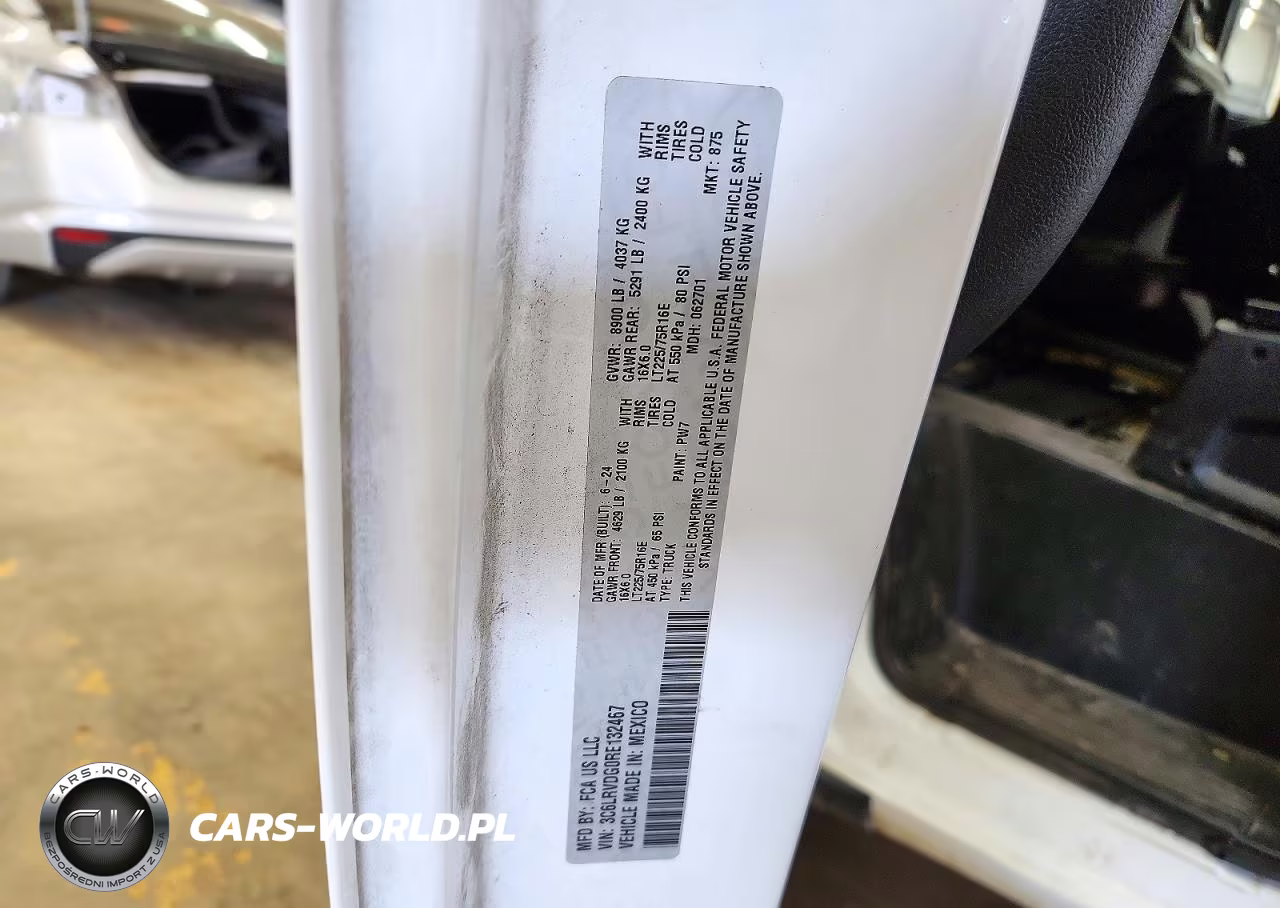2024 Ram Promaster 2500 Delivery Van VIN:3C6LRVDG0RE132467 - 13