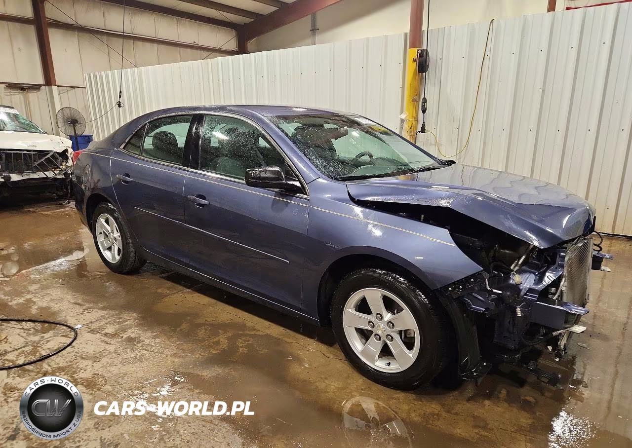2014 Chevrolet Malibu Ls VIN:1G11B5SL0EF114144 - 4