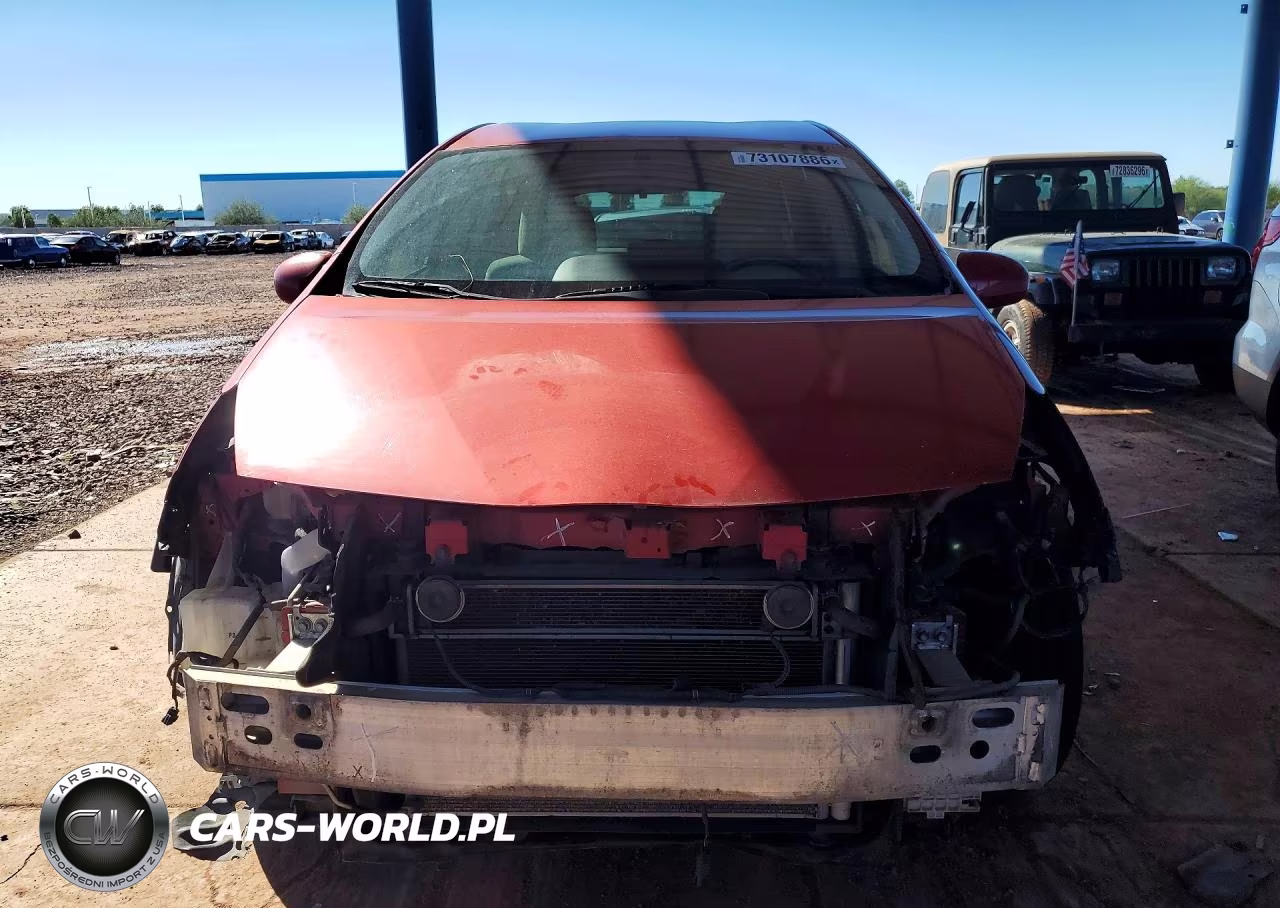 2012 Toyota Prius V Two VIN:JTDZN3EU5C3041832 - 5