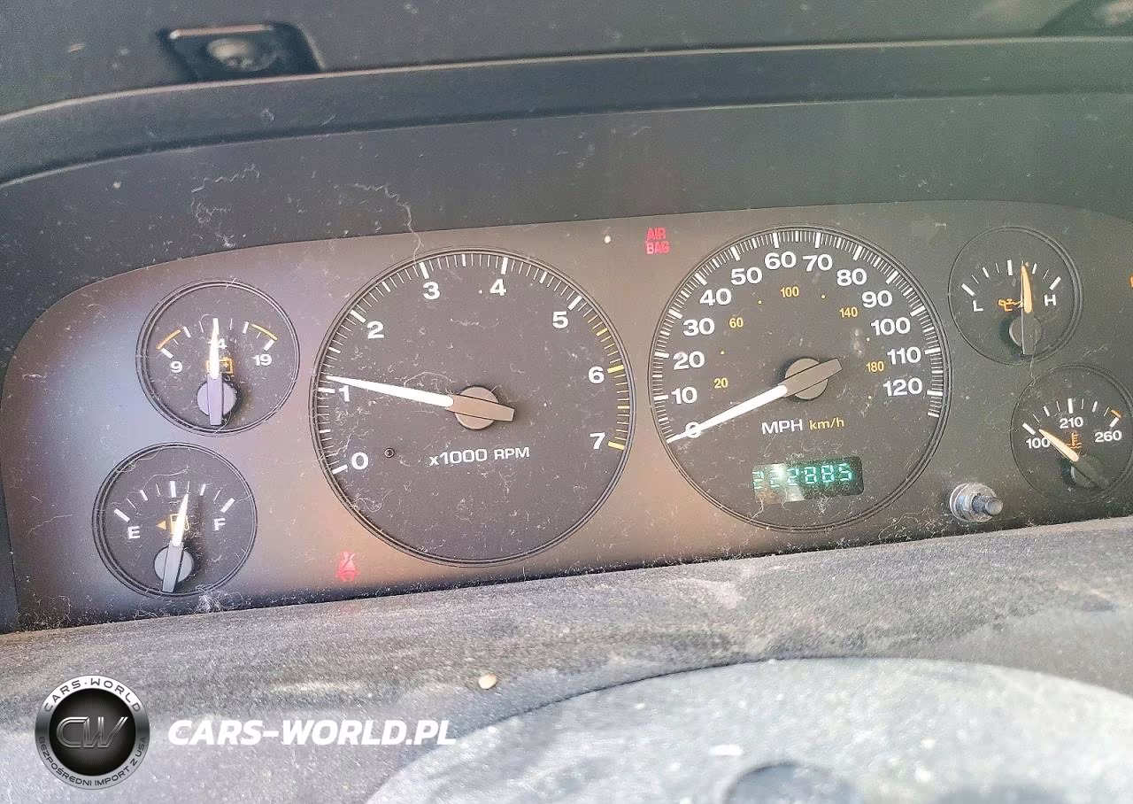 2002 Jeep Grand Cherokee VIN:1J4GW48S02C291556 - 9