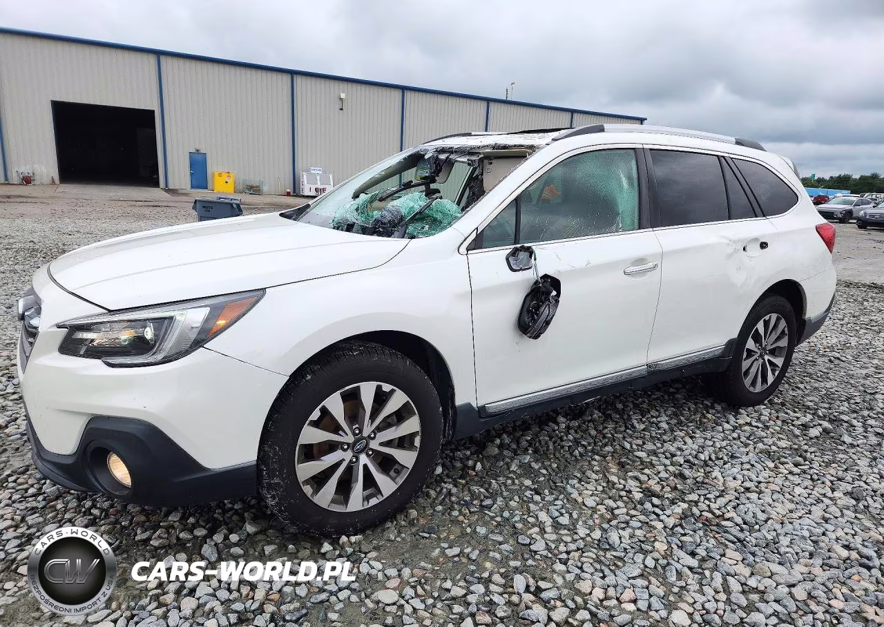 2019 Subaru Outback Touring VIN:4S4BSATC0K3303646 - 1