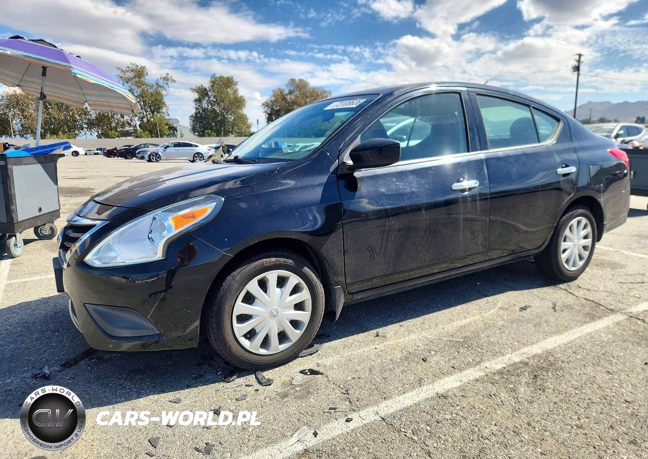 2017 Nissan Versa 1.6 Sv