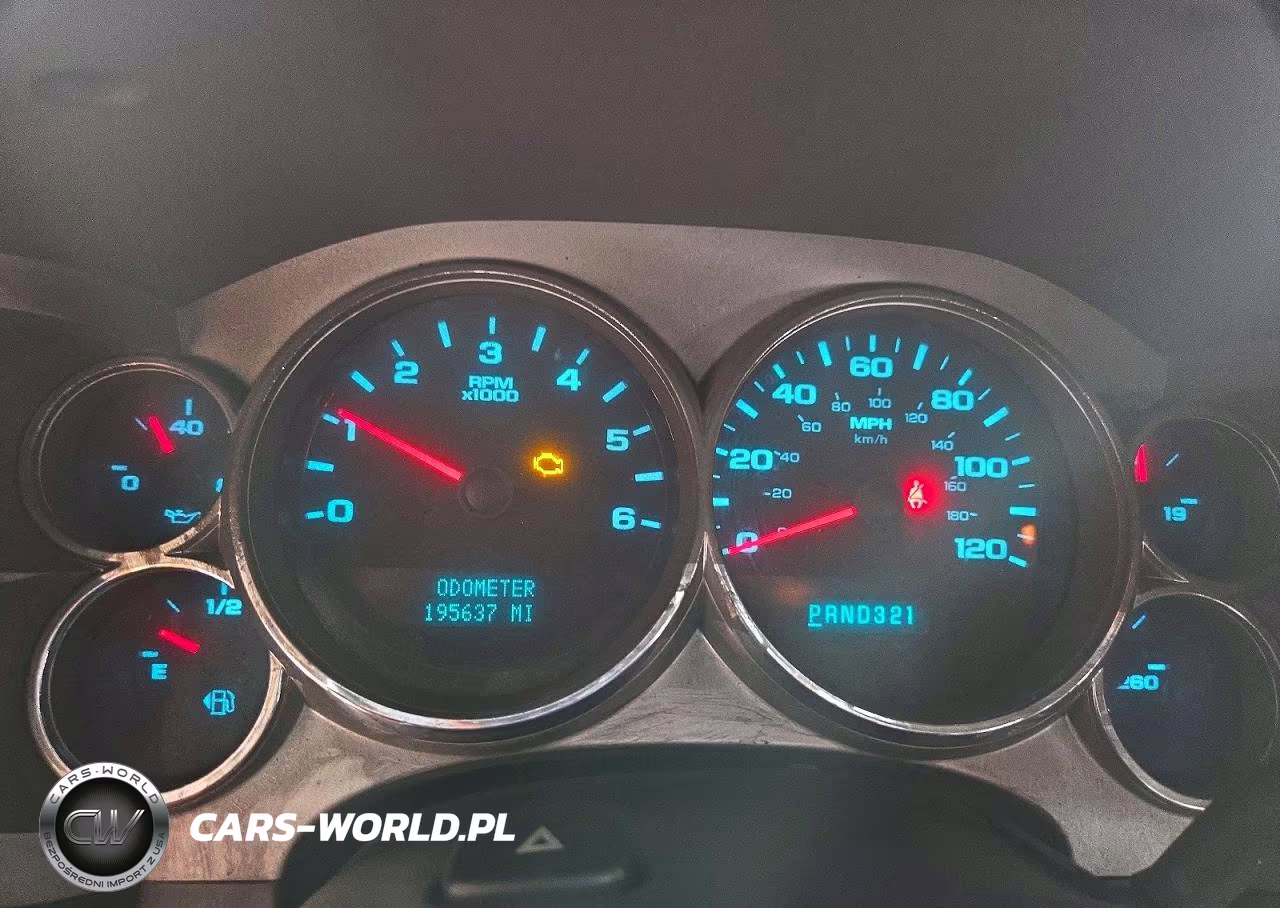 2008 Chevrolet Silverado C1500 VIN:3GCEC13068G194930 - 9