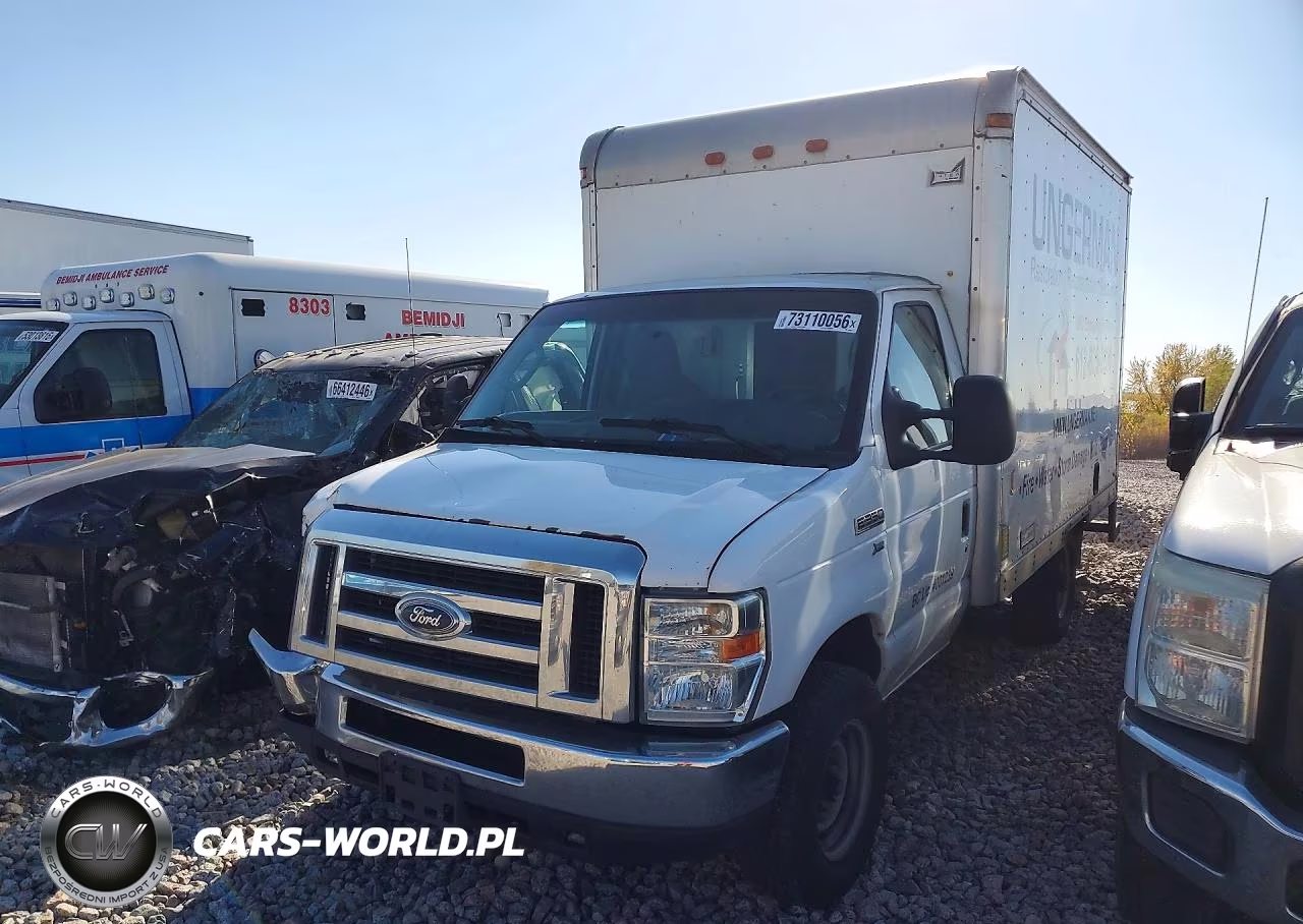 2009 Ford Econoline E350 Super Duty Cutaway Van VIN:1FDSE35L49DA88485 - 1