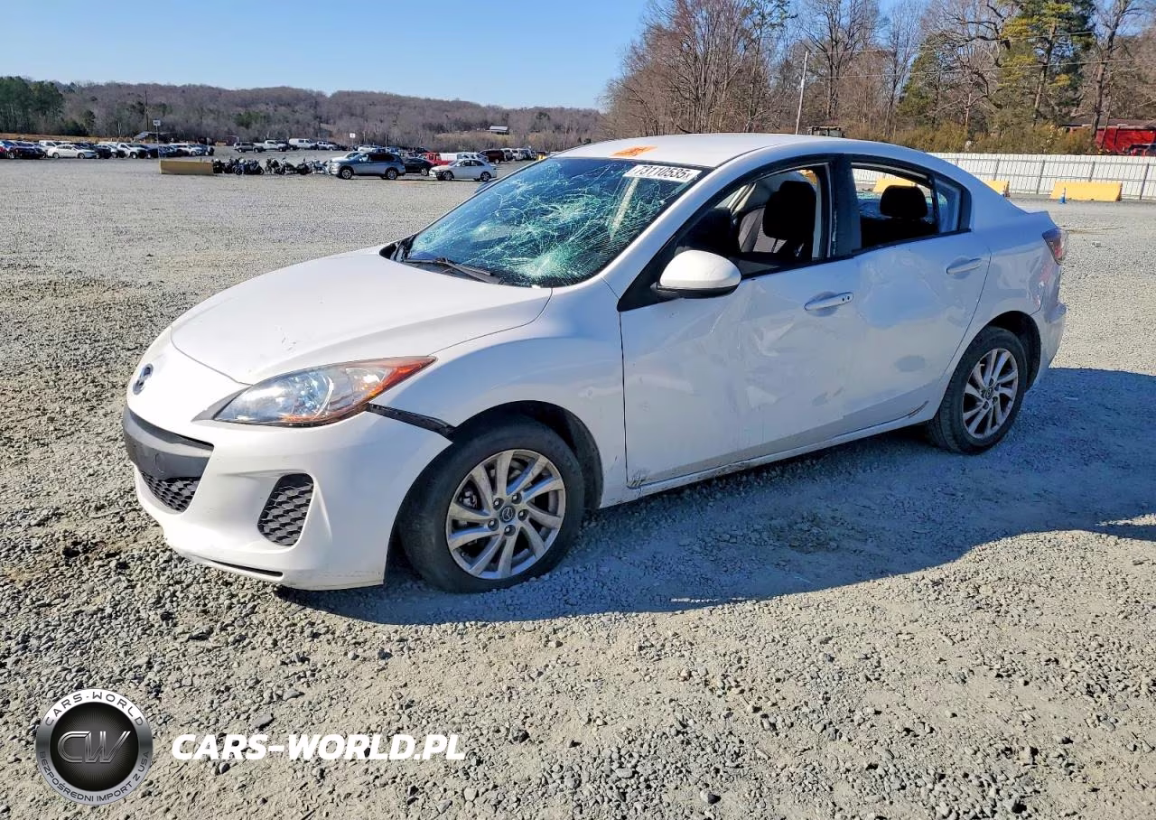 2013 Mazda 3 I
