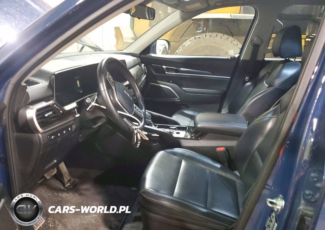 2025 Kia Telluride S VIN:5XYP6DGCXSG592850 - 7