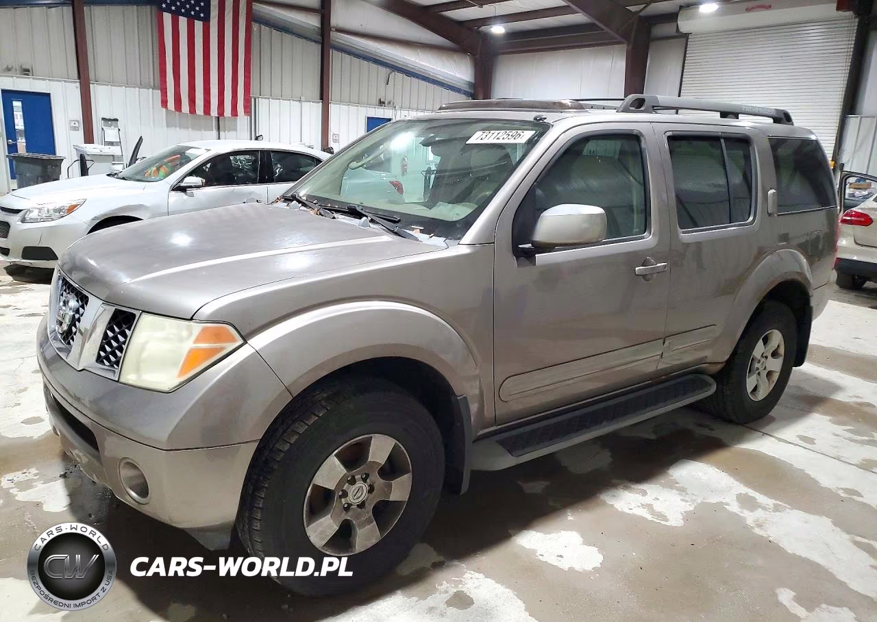 2005 Nissan Pathfinder Xe