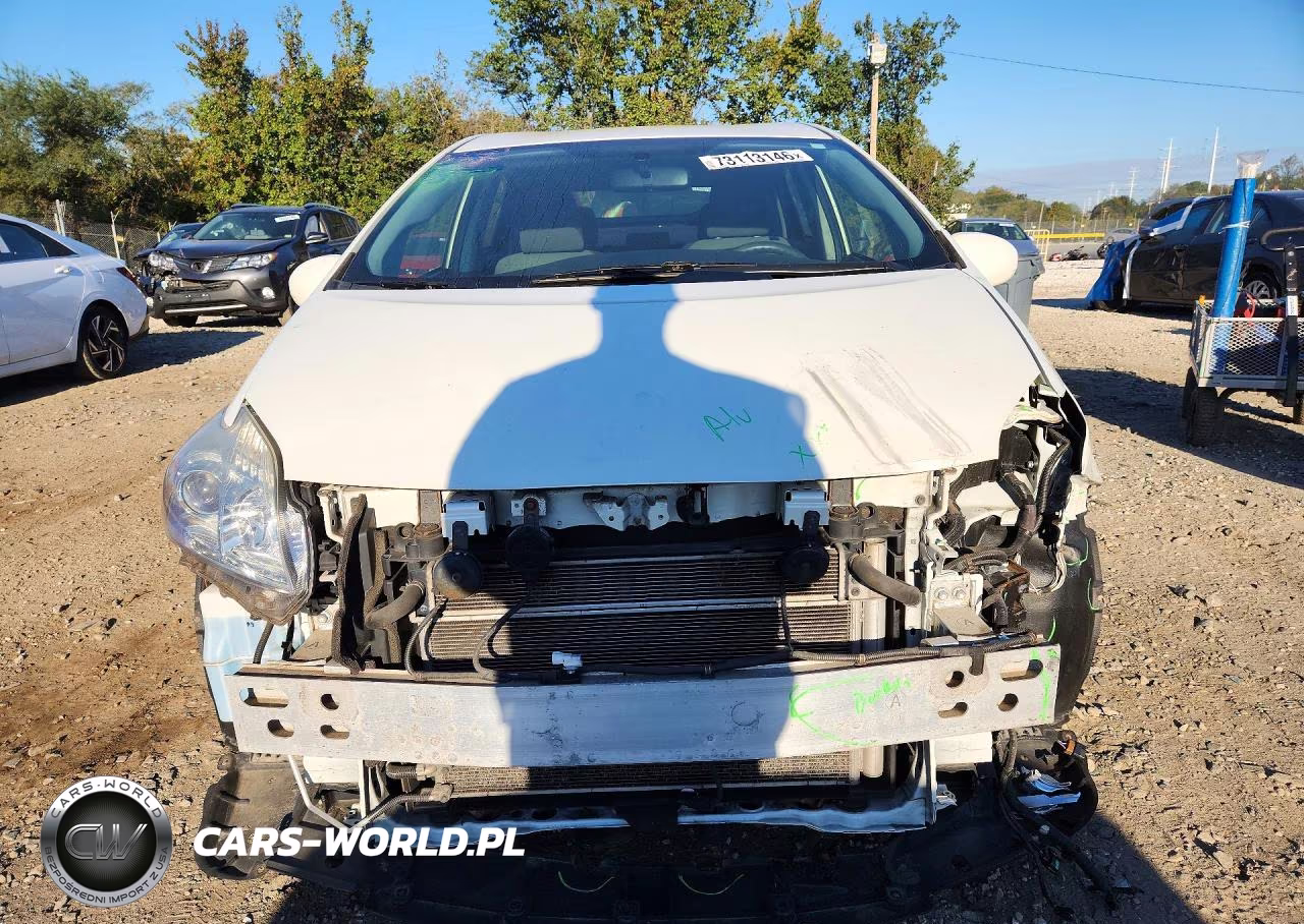 2015 Toyota Prius Two VIN:JTDKN3DU7F1995274 - 5