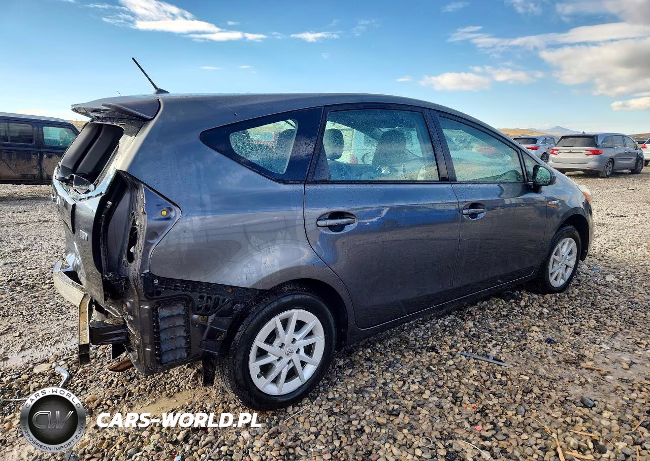 2012 Toyota Prius V Two VIN:JTDZN3EU0C3038529 - 3