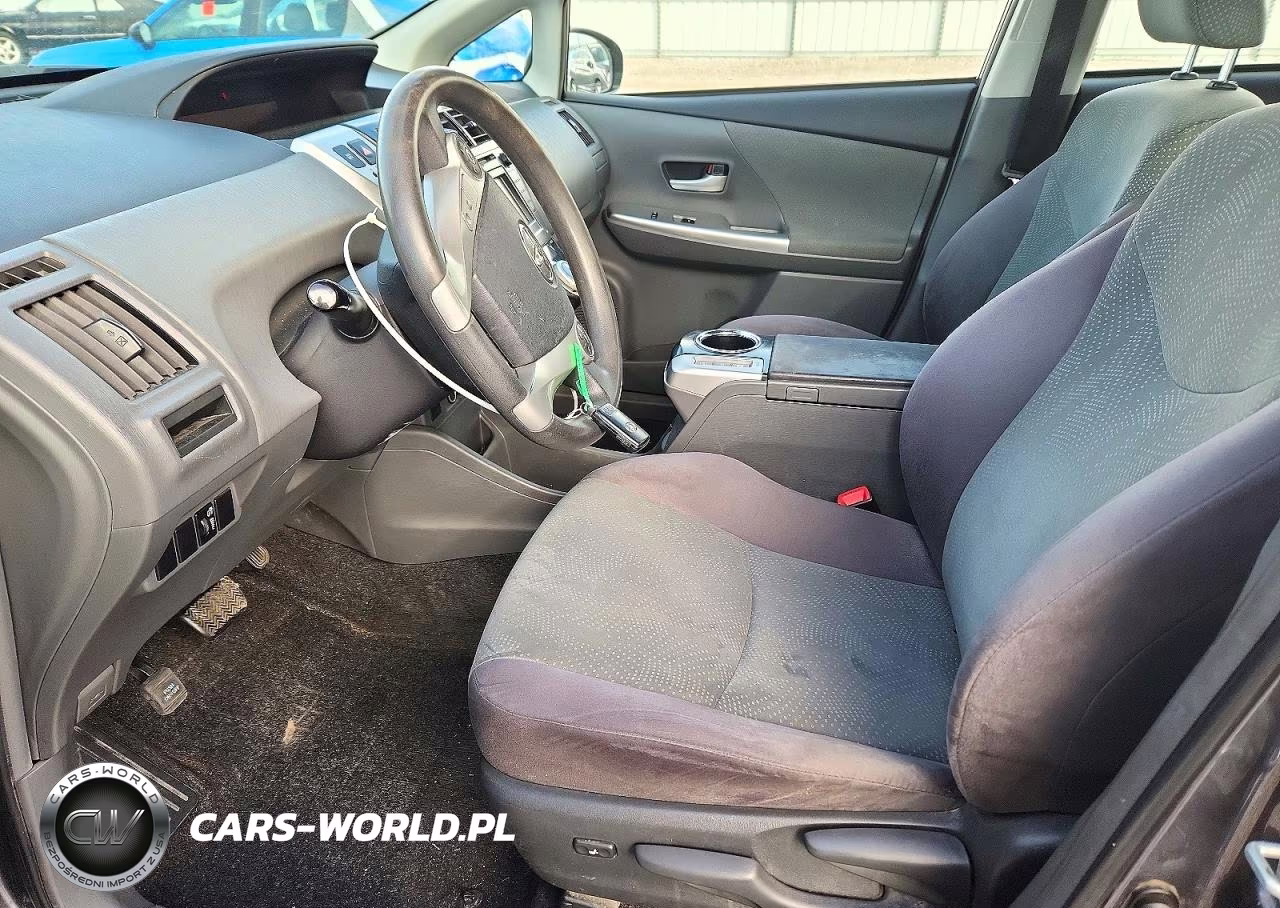 2012 Toyota Prius V Two VIN:JTDZN3EU0C3038529 - 7