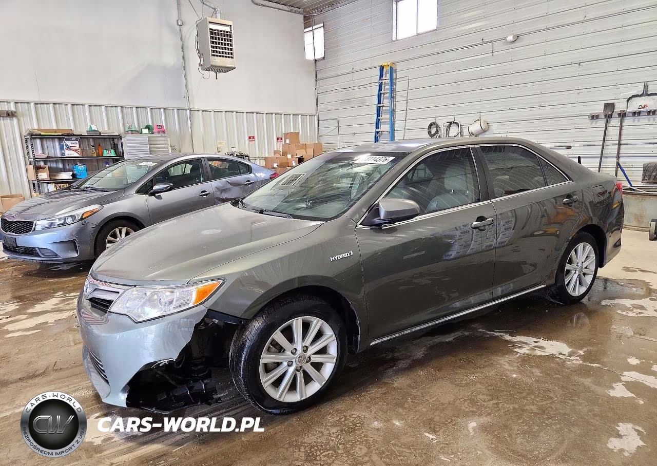 2012 Toyota Camry Hybrid Xle