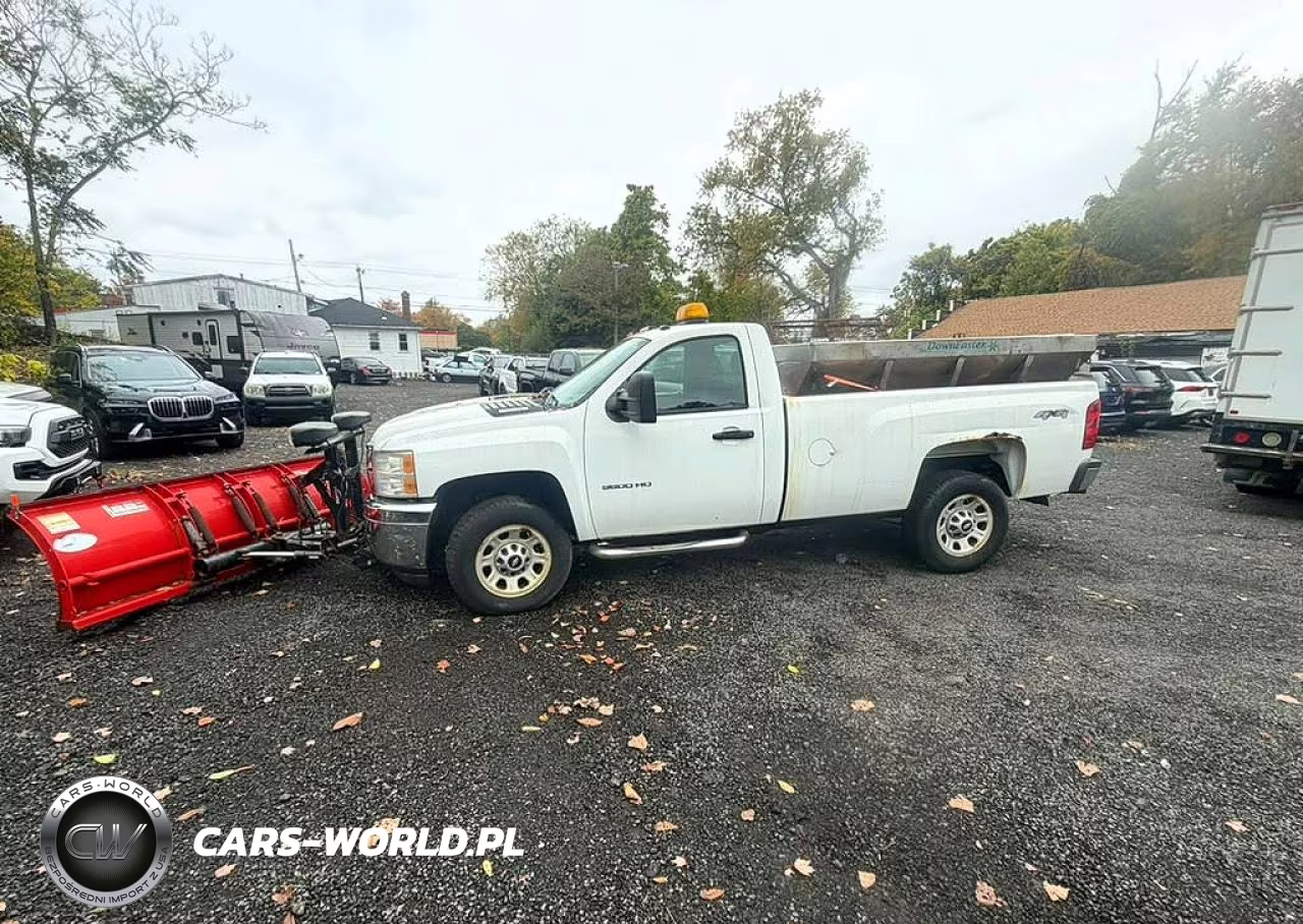 2011 Chevrolet Silverado K3500 VIN:1GC3KZCG3BF264852 - 4