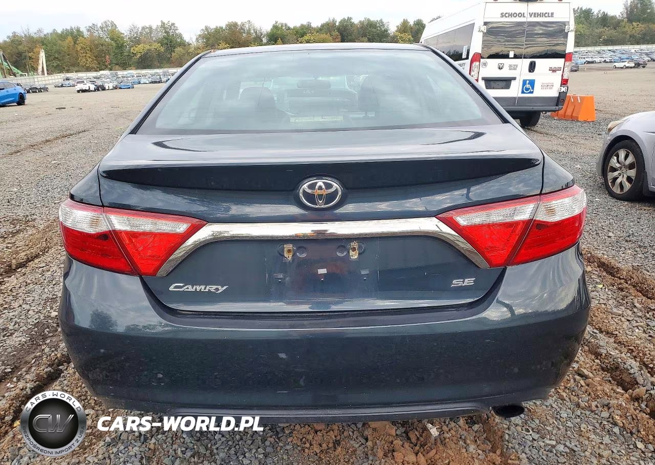 2017 Toyota Camry Se VIN:4T1BF1FK0HU686160 - 6