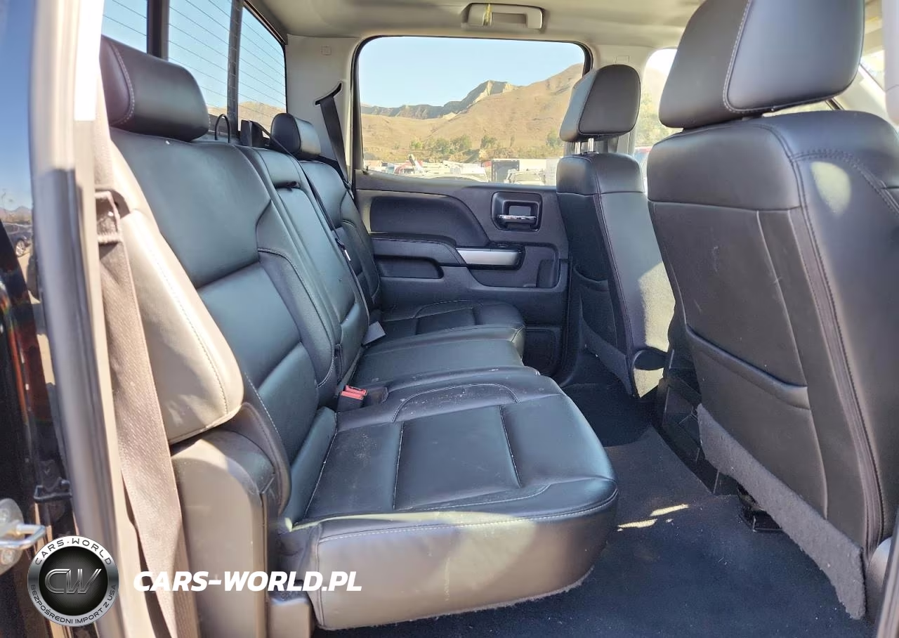 2018 Chevrolet Silverado K1500 Lt VIN:3GCUKREC8JG570294 - 10