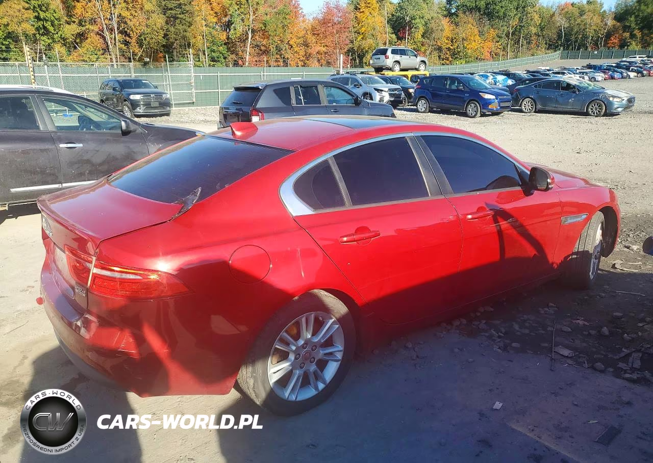 2017 Jaguar Xe Premium VIN:SAJAJ4BN4HA976646 - 3