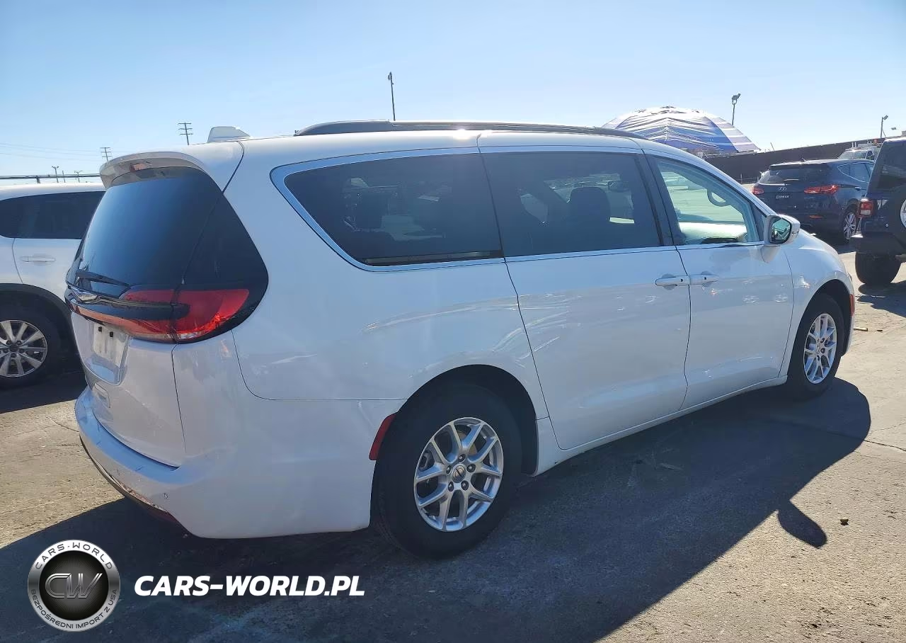 2022 Chrysler Pacifica VIN:2C4RC1BG0NR149942 - 3
