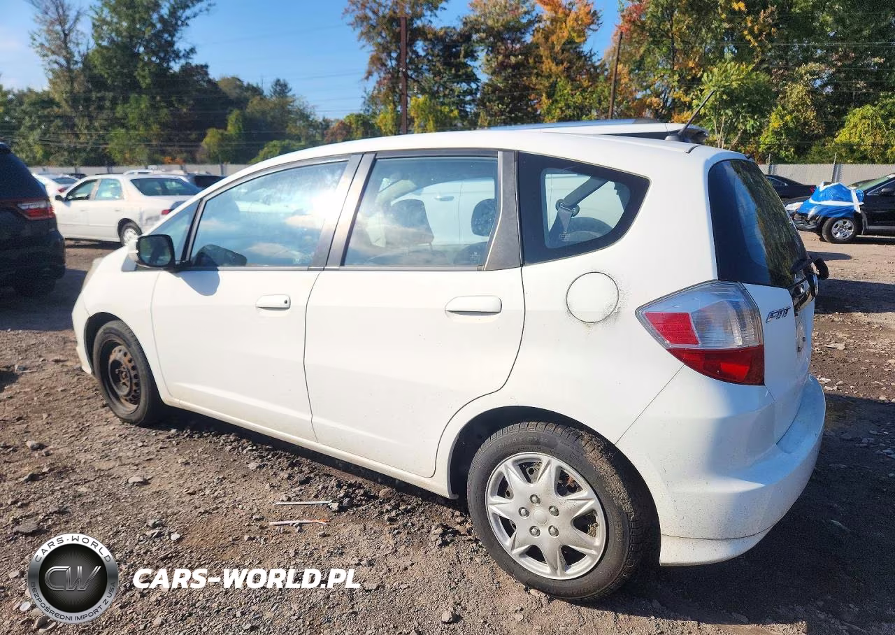 2013 Honda Fit VIN:JHMGE8H35DC080413 - 2