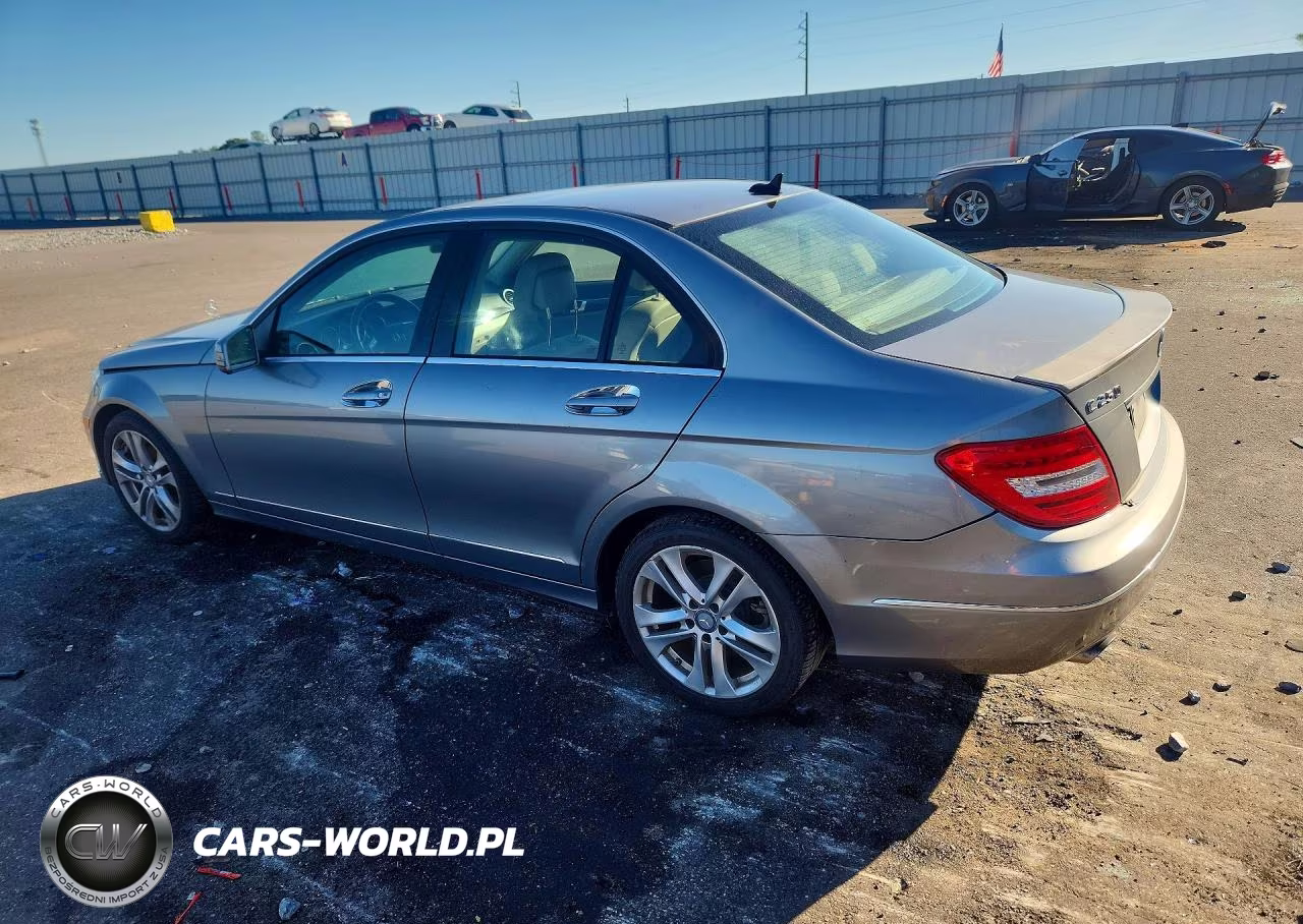 2014 Mercedes-Benz C 250 VIN:WDDGF4HB1EG250782 - 2