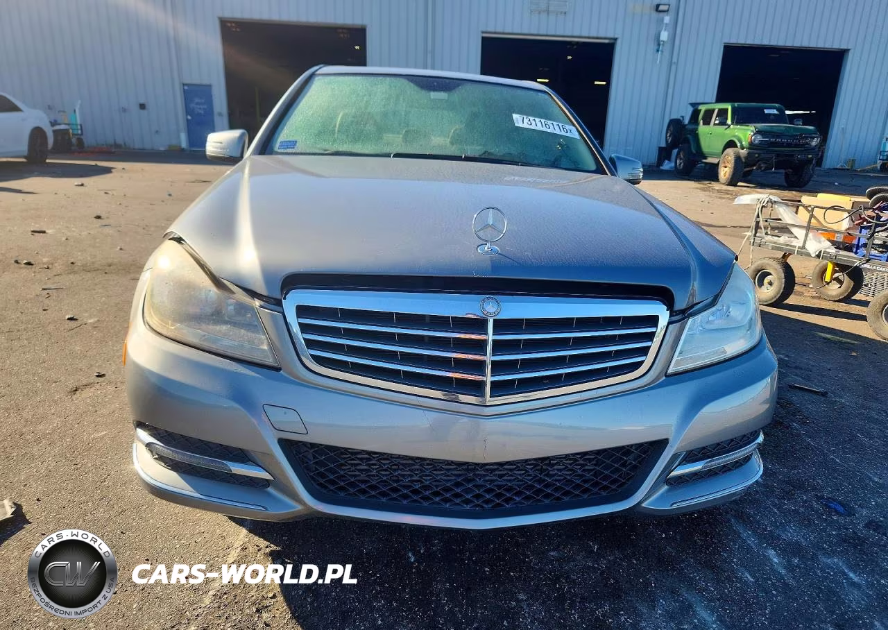 2014 Mercedes-Benz C 250 VIN:WDDGF4HB1EG250782 - 5