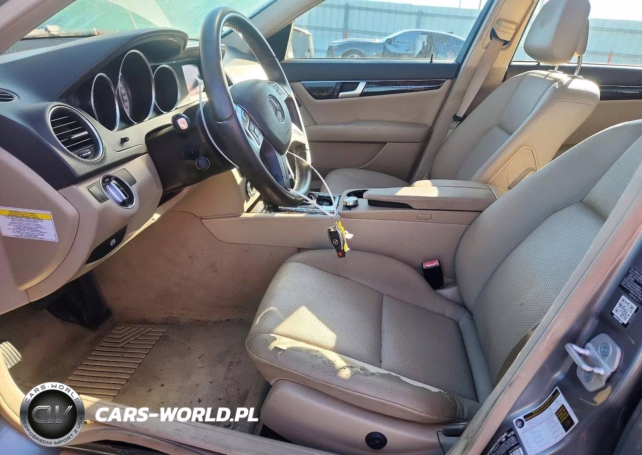 2014 Mercedes-Benz C 250 VIN:WDDGF4HB1EG250782 - 7