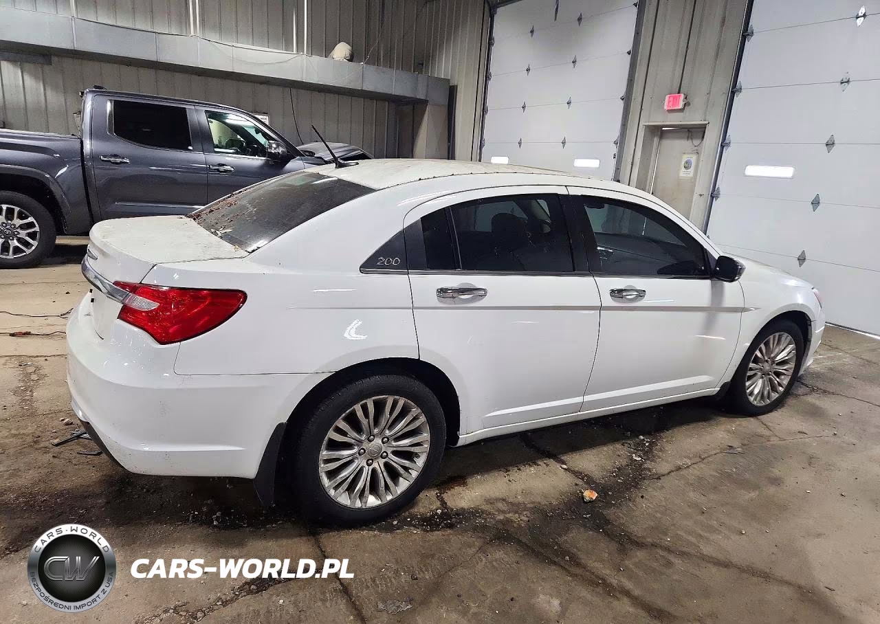 2013 Chrysler 200 Limited VIN:1C3CCBCG5DN504680 - 3
