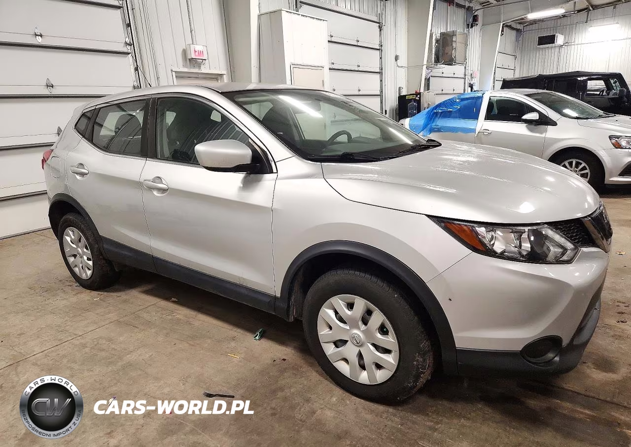 2019 Nissan Rogue Sport S VIN:JN1BJ1CRXKW336022 - 4