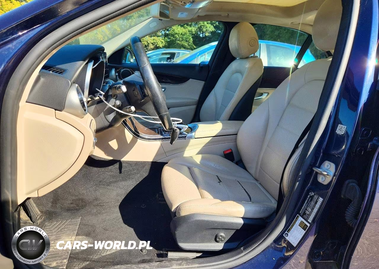 2016 Mercedes-Benz C 300 4Matic VIN:55SWF4KB9GU170723 - 7