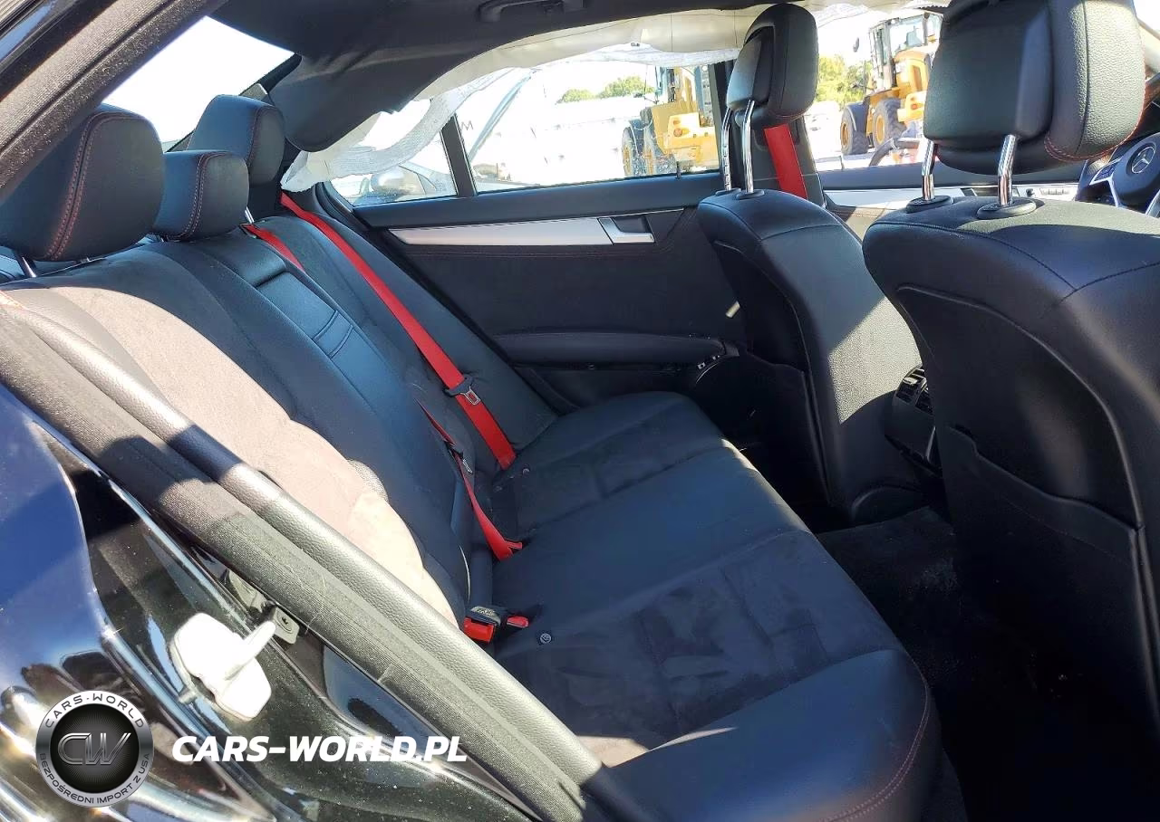 2013 Mercedes-Benz C 250 VIN:WDDGF4HB5DA836600 - 10