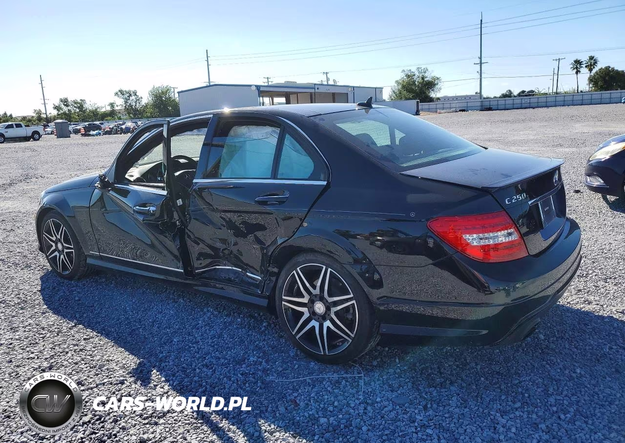 2013 Mercedes-Benz C 250 VIN:WDDGF4HB5DA836600 - 2