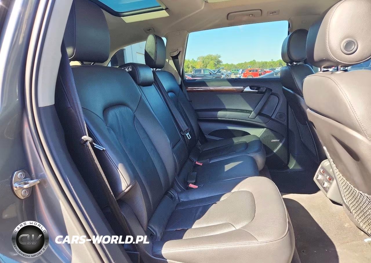 2014 Audi Q7 Premium Plus VIN:WA1LGAFE2ED018964 - 11