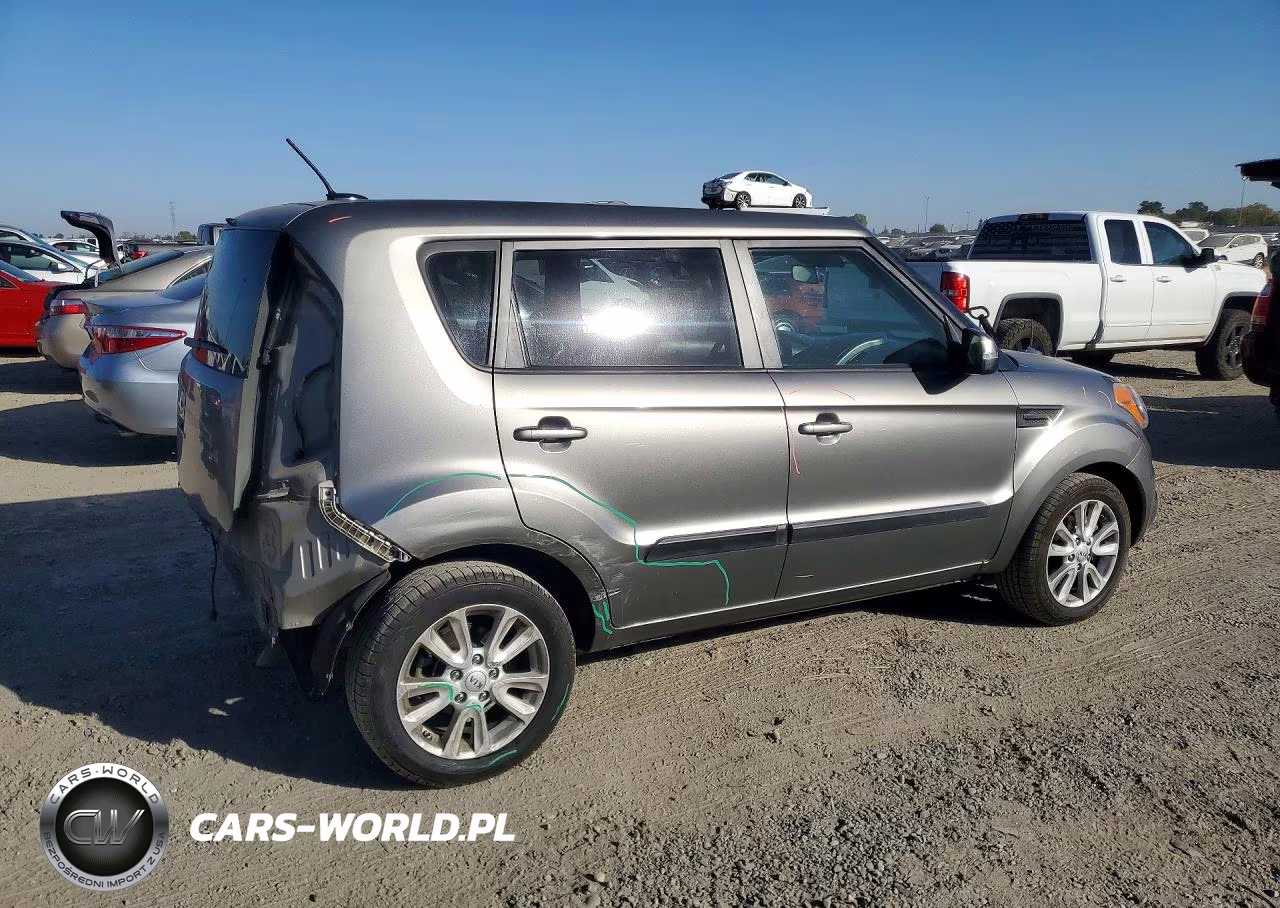 2013 Kia Soul + VIN:KNDJT2A63D7628254 - 3