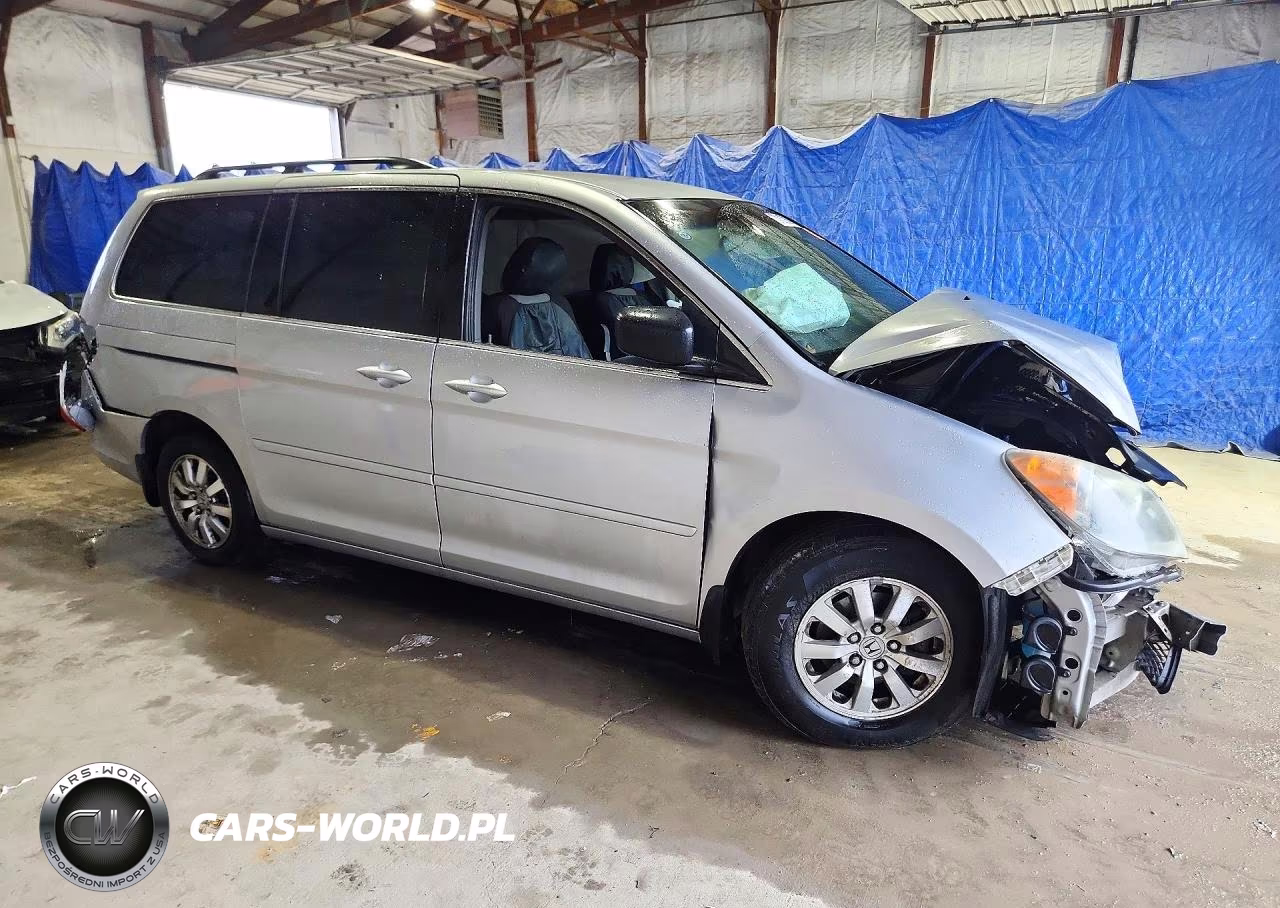 2010 Honda Odyssey Ex VIN:5FNRL3H54AB040665 - 4