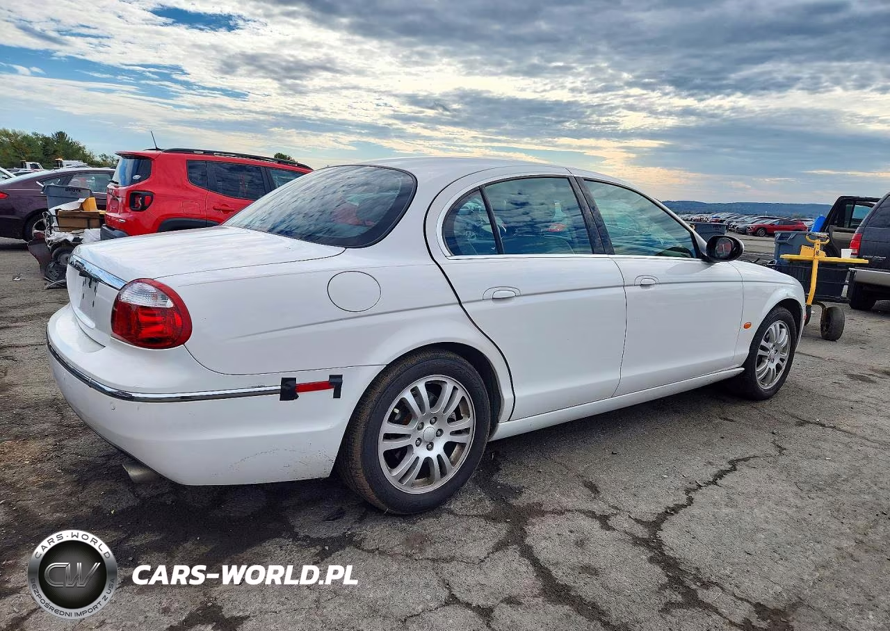 2005 Jaguar S-Type VIN:SAJWA01T75FN48969 - 3