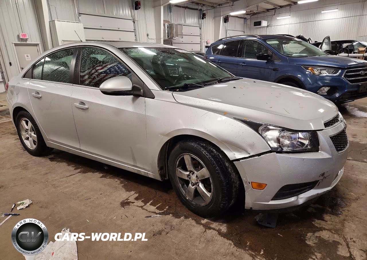 2014 Chevrolet Cruze Lt VIN:1G1PC5SB7E7310090 - 4
