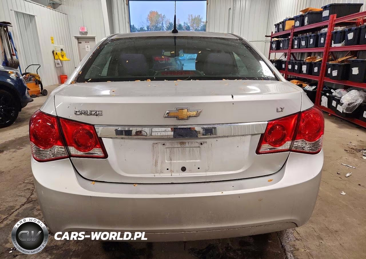 2014 Chevrolet Cruze Lt VIN:1G1PC5SB7E7310090 - 6